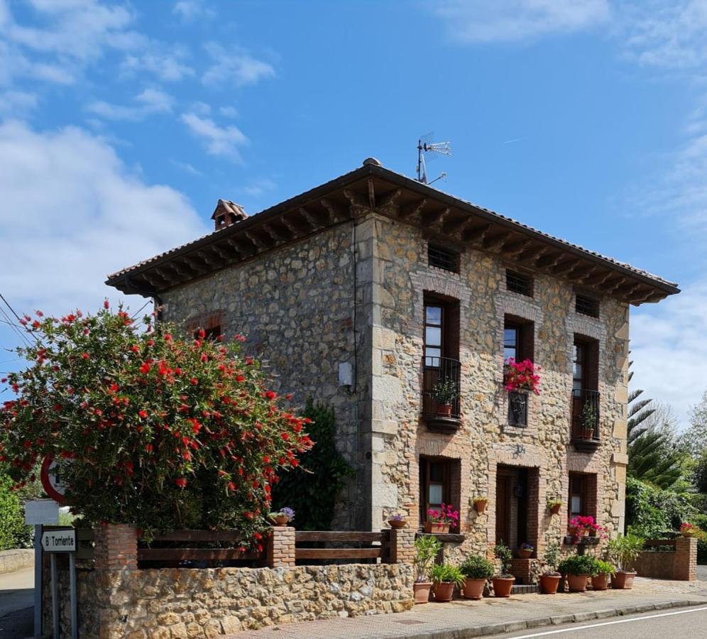 Vila La Torruca Orena Exteriér fotografie